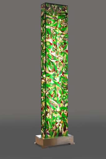 Light-column Motley green